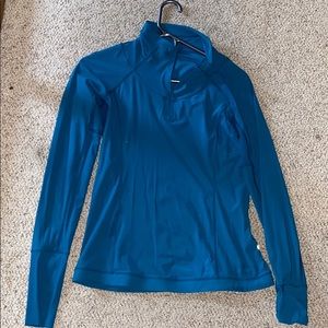 Lululemon pullover never worn, deep turquoise